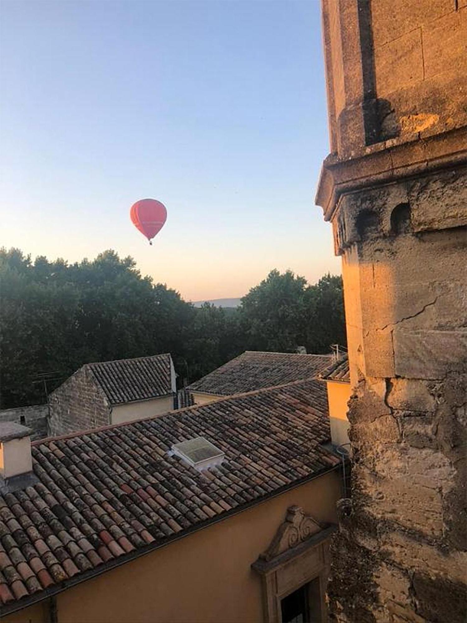 Chambre D'Hote Vue Exepitonnelle Uzès Exterior foto